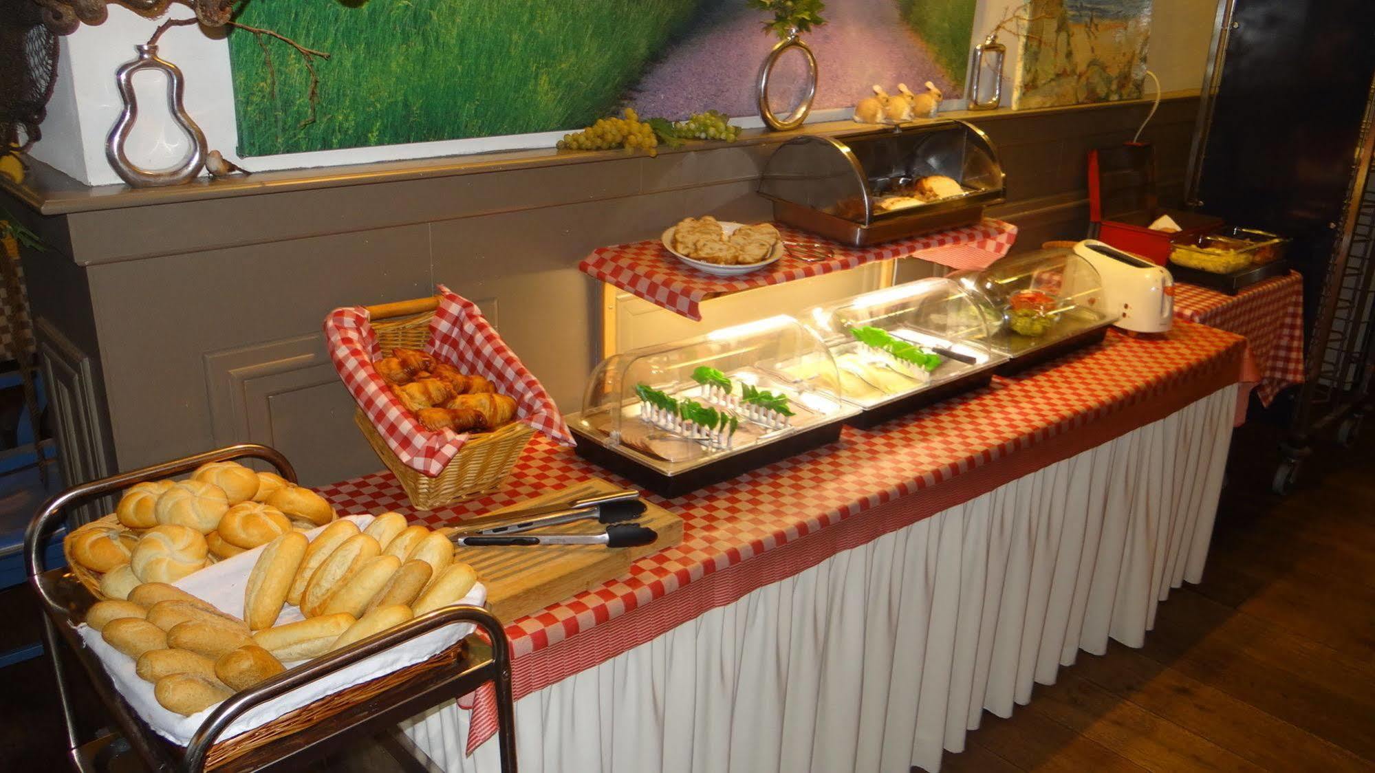 ברחן Hotel 1900 מראה חיצוני תמונה